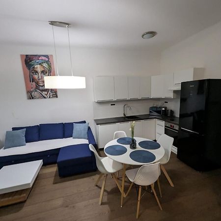 Fantabulous Downtown Abode W King Bed, 65" Tv, Washer And Tumble Dryer Zagreb Exteriör bild