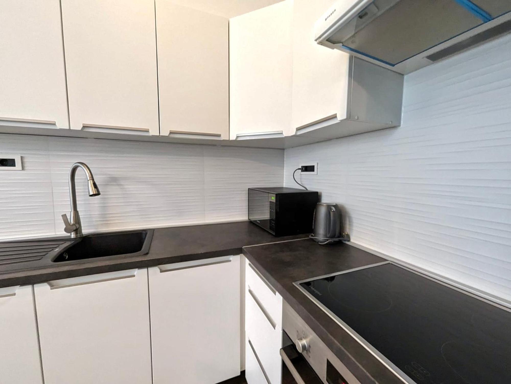 Fantabulous Downtown Abode W King Bed, 65" Tv, Washer And Tumble Dryer Zagreb Exteriör bild